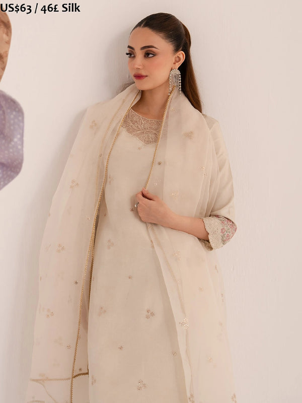 Izel The Silk Chapter-09