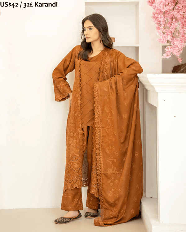 Aalaya Saqafat Fall Winter-10