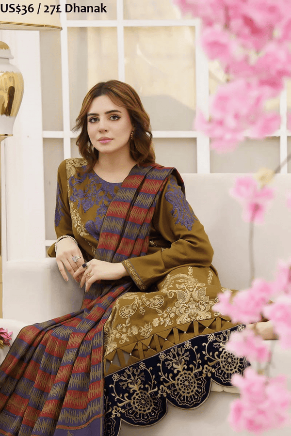 Banafsheh Andaaz Winter Shawl-02