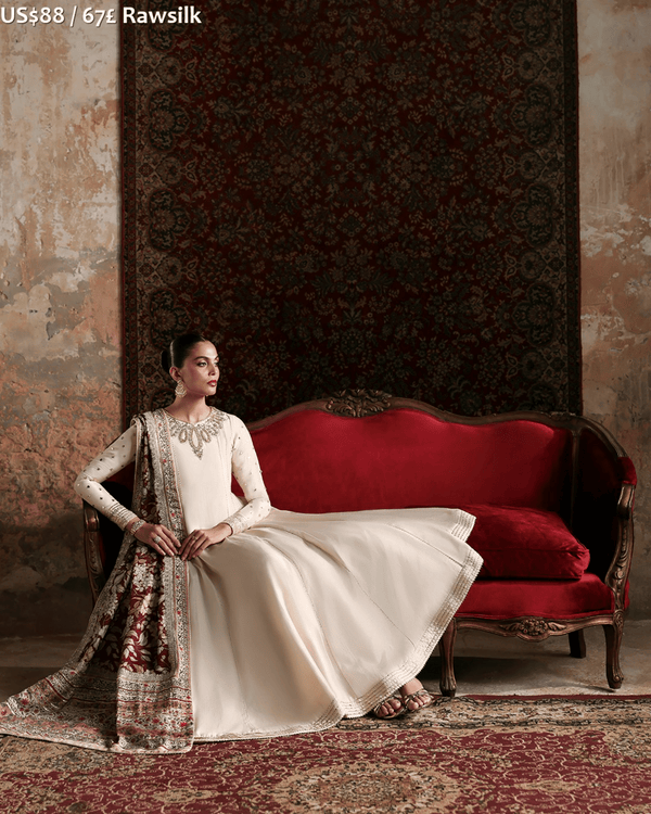 Emaan Adeel Afsana-e-Silk 1-01