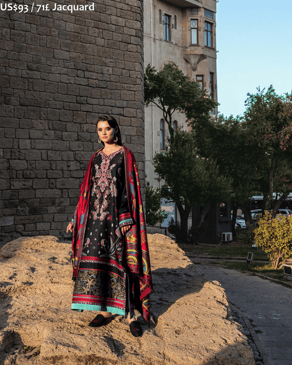 Esmel Lueur Winter Emb-06