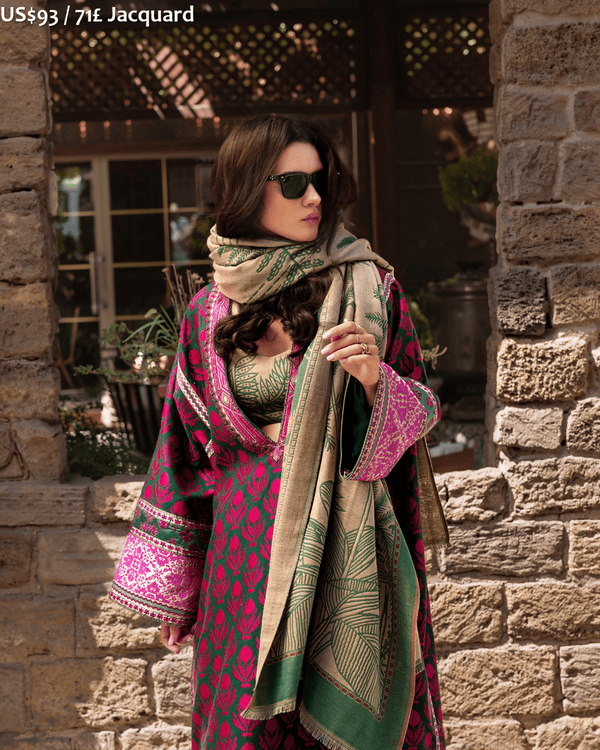 Esmel Lueur Winter Emb-02