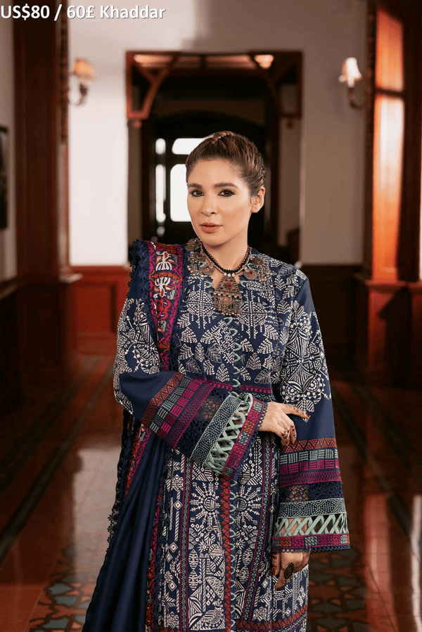 Maryam Hussain Winter Shawl-03