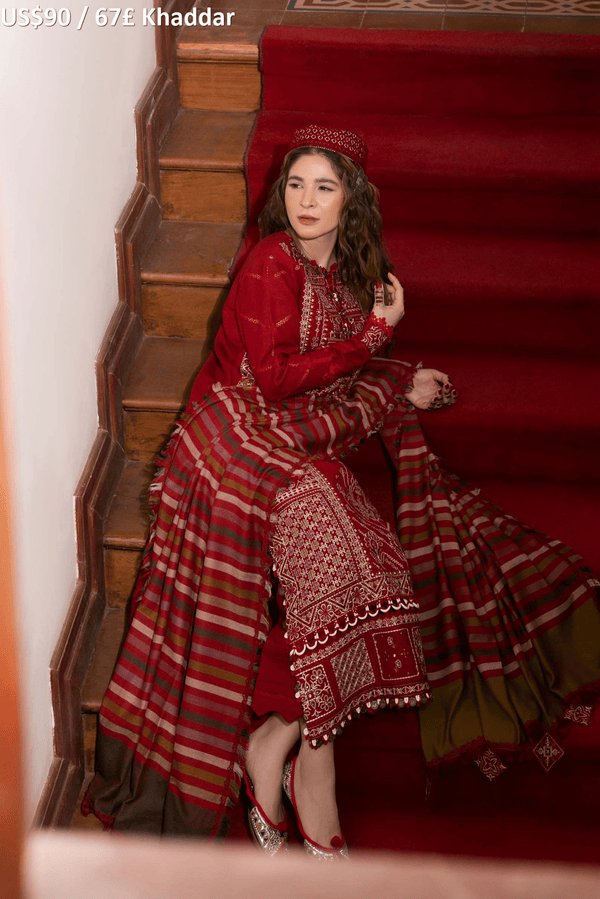 Maryam Hussain Winter Shawl-06