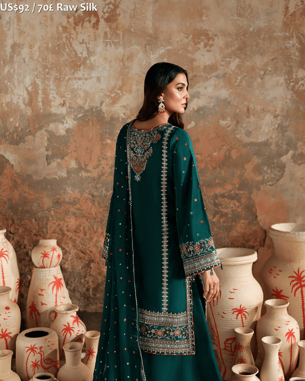 Emaan Adeel Afsana-e-Silk 1-01