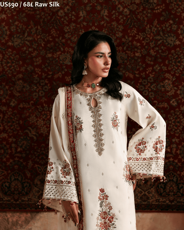 Emaan Adeel Afsana-e-Silk 1-01