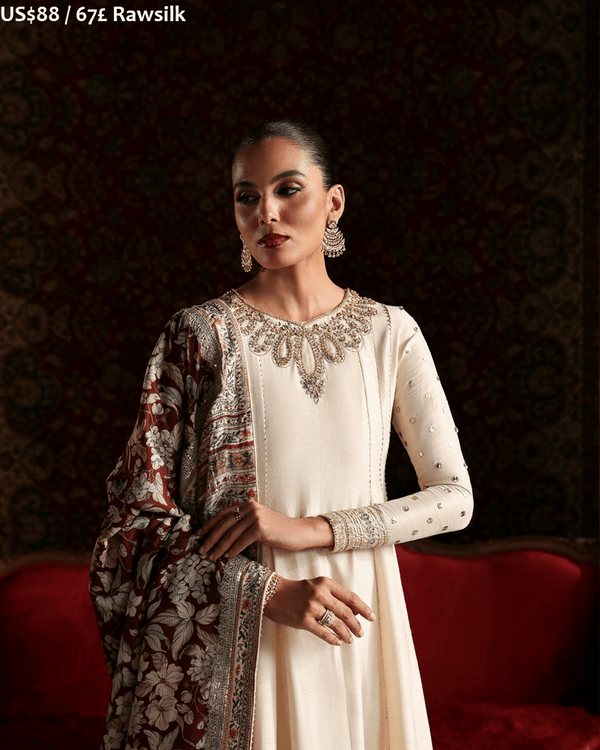 Emaan Adeel Afsana-e-Silk 1-01